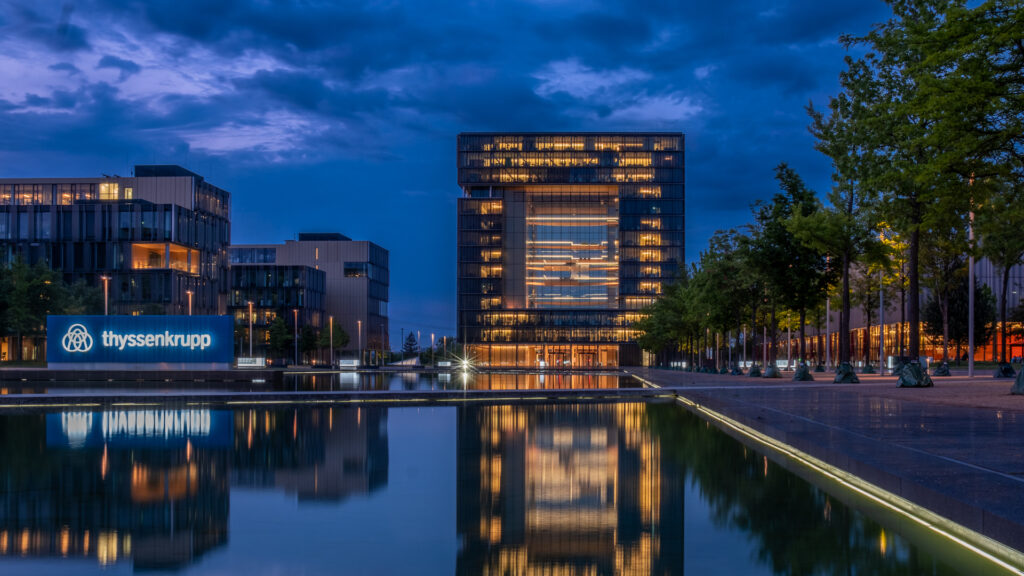 Bild 2403-2 | Blaue Stunde Headquarter Thyssen