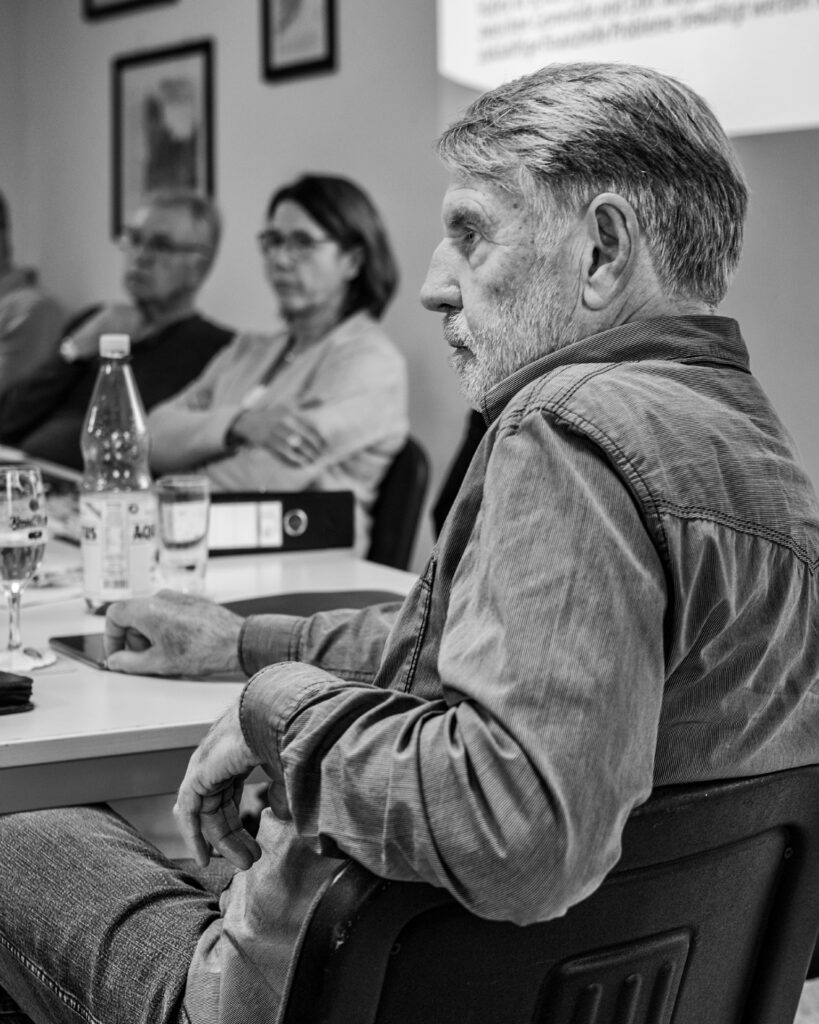 20221028_173530_XE4_4518-sw_Insta_01 Bild 4518-sw | Dorfgemeinschaft Krudenburg