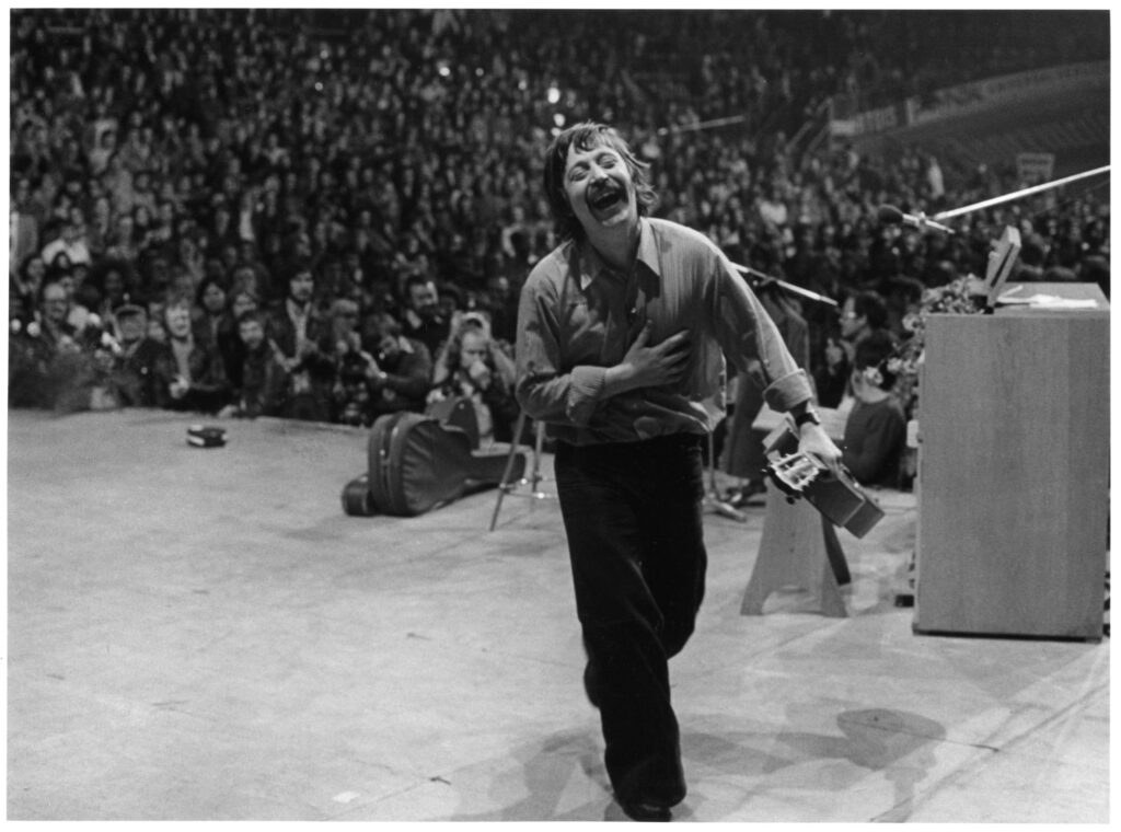 10 Wolf Biermann, Köln, 1976 © Barbara Klemm